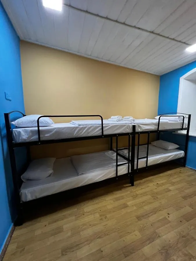 Local Hostel Баку Азербайджан